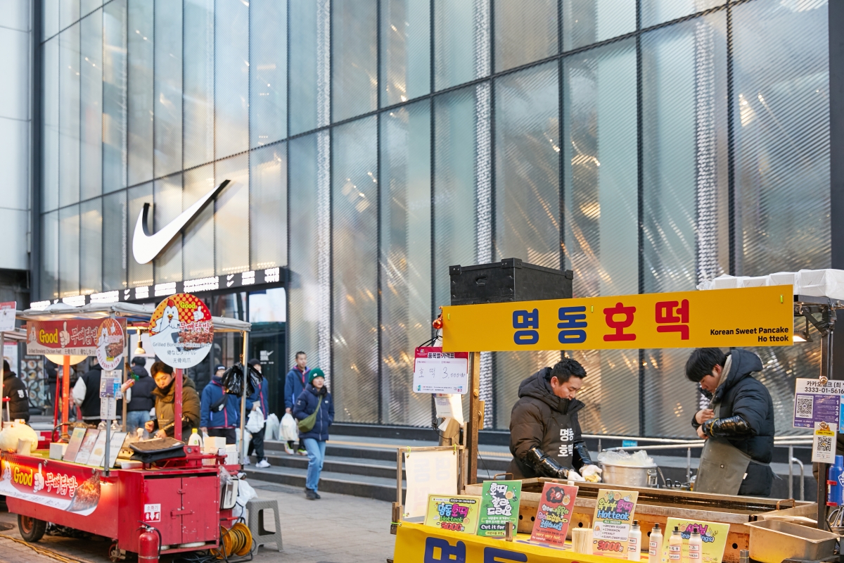 글로벌 명성 자자, 쇼핑 1번지 ‘명동’ K-패션 · 뷰티 총집결 7152-Image